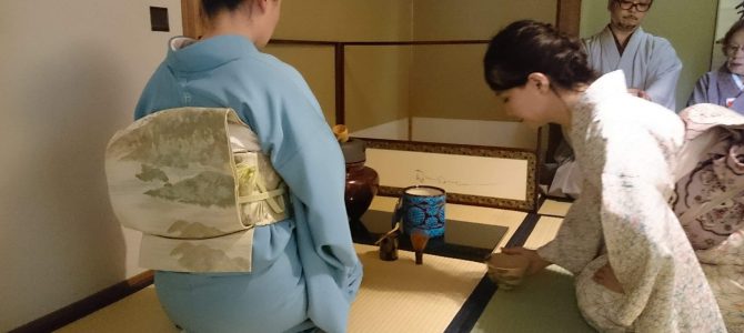 〈思春期のママはつらいよ。300字日記vol.16〉世代を超えた友人の効用 〈思春期のママはつらいよ。300字日記vol.16〉世代を超えた友人の効用