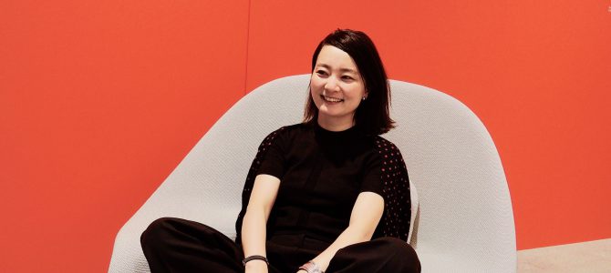 〈Yoko Press_インテリアライターのお仕事〉Precious.jp掲載 ノル スタジオの「ウームチェア」 〈Yoko Press_インテリアライターのお仕事〉Precious.jp掲載 ノル スタジオの「ウームチェア」